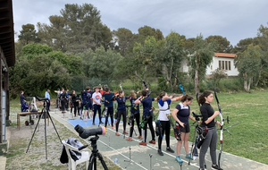 Les Pôles France Relève de Bordeaux, Dijon et Nancy sont en stage cette semaine au CREPS PACA site de Boulouris
Des conditions plus que printanières sur ces premiers jours de stage ont optimisé les conditions d'entrainement
L’occasion pour ces archers de préparer la saison sportive et mettre en place des situations de confrontation.
C’est également l’occasion pour 8 « anciens » du Pôle Espoirs de revenir s’entrainer sur le site qui les a vus se révéler
